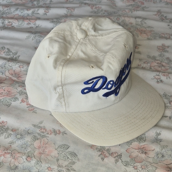 Cream Baseball Cap with Blue Embroidery - Picture 4 of 4